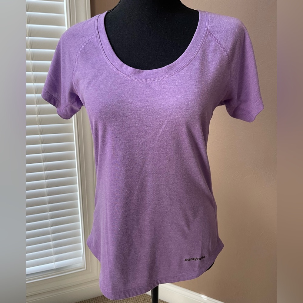 Patagonia Women’s Top with Scoop Neck